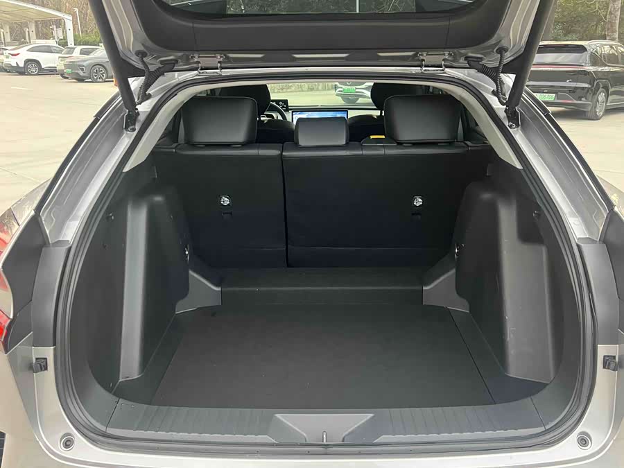 Toyota bZ5 2025 car image #17