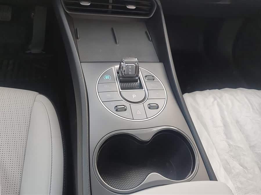 BYD Seal 05 DM-i 2025 car image #17