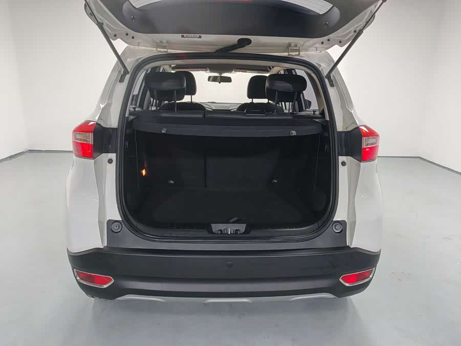 Changan CS15 2017 car image #17