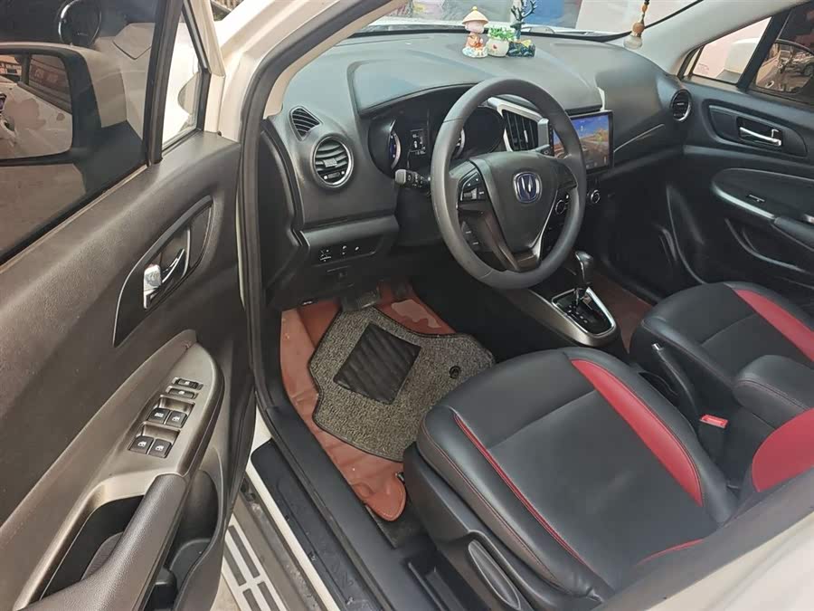 Changan CS15 2016 car image #17