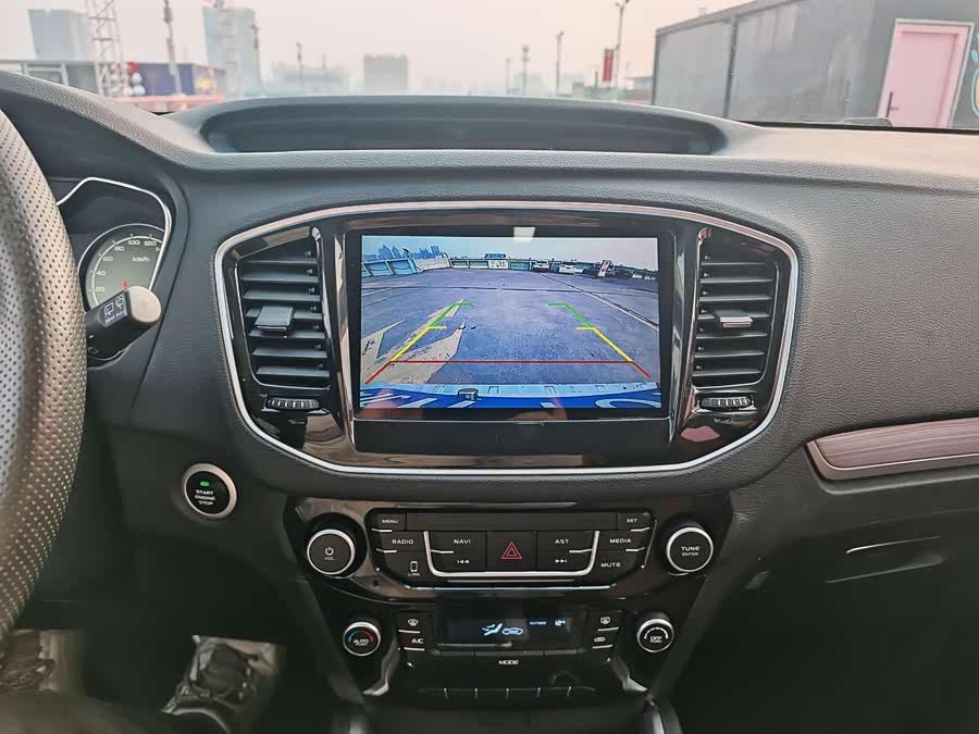 GEELY Vision X6 2018 image de voiture #17