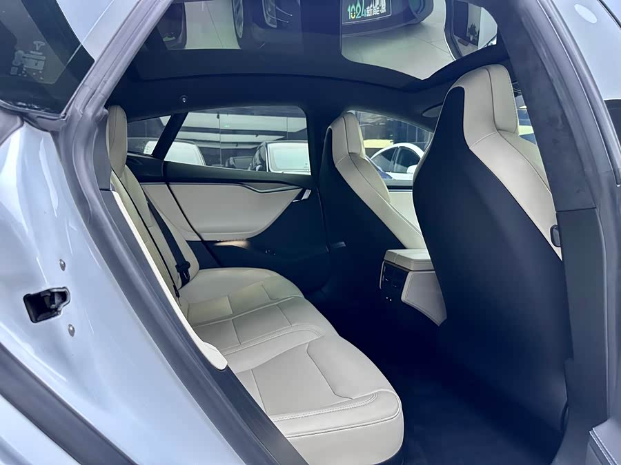 特斯拉 Model S 2019 汽车图片 #17