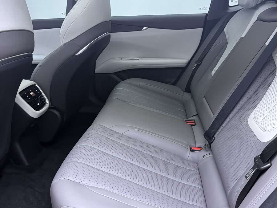 Deepal L07 2024 imagen de coche #17