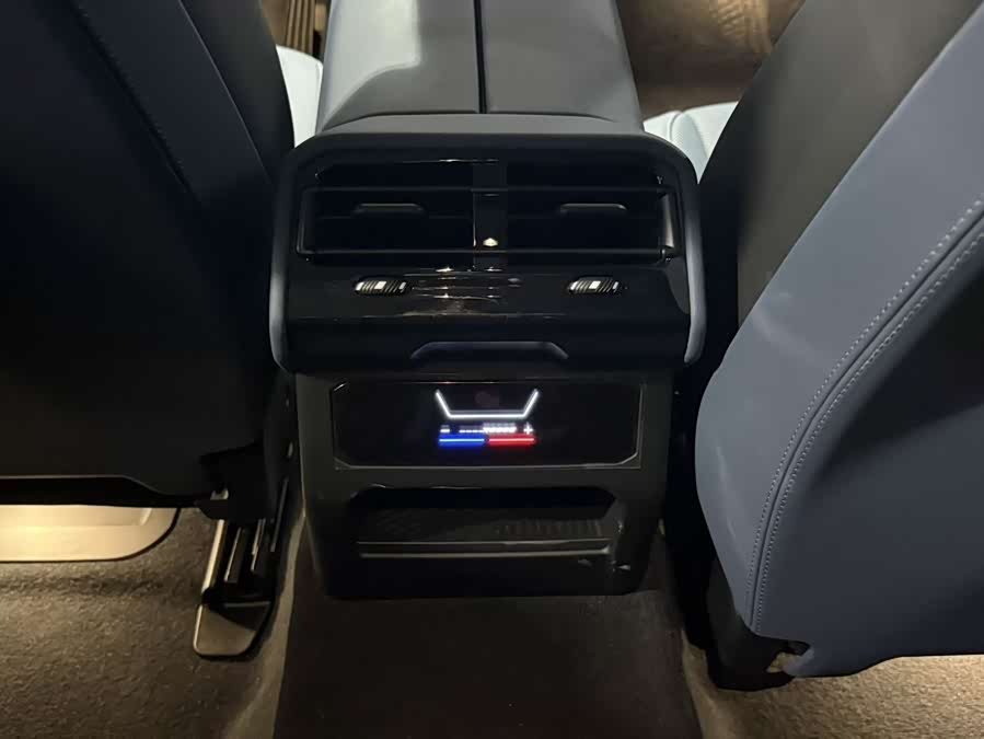BMW i5 2024 #17 BMW i5 2024 car image #17