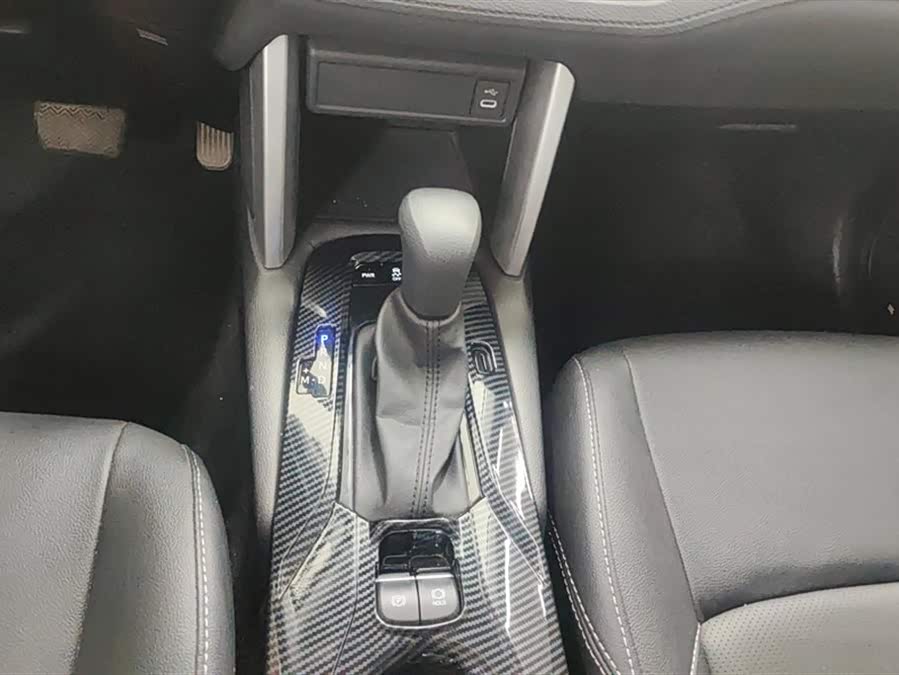 Toyota Frontlander 2024 #17 Toyota Frontlander 2024 immagine di auto #17