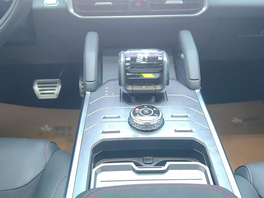 Jetour Traveller 2024 car image #17