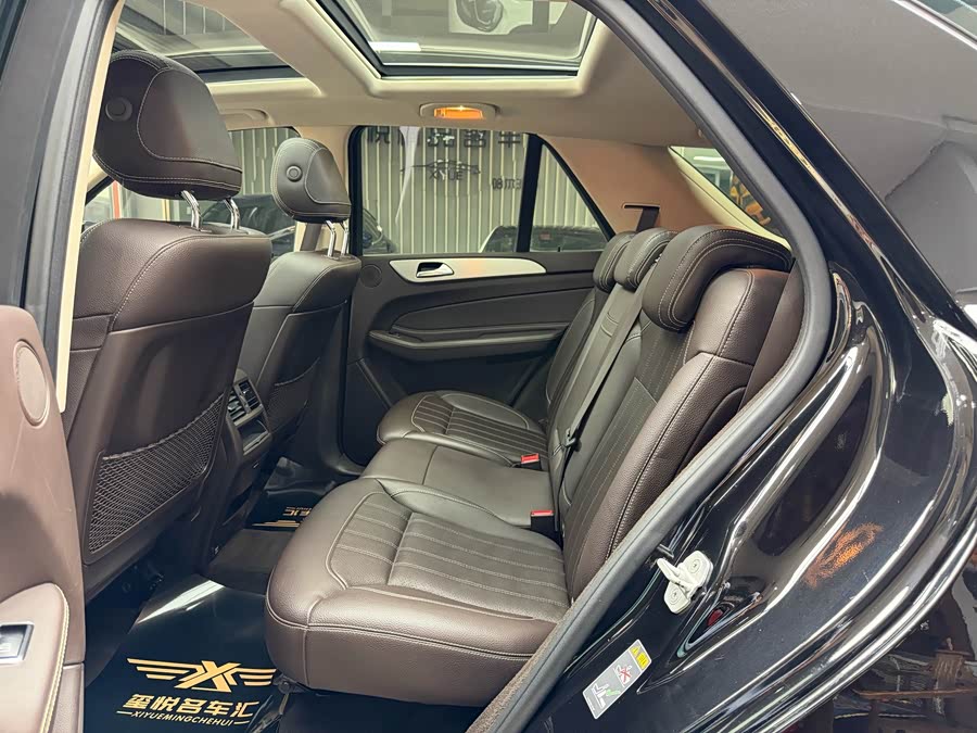 Mercedes-Benz GLE Class 2015 #17 Mercedes-Benz GLE Class 2015 car image #17