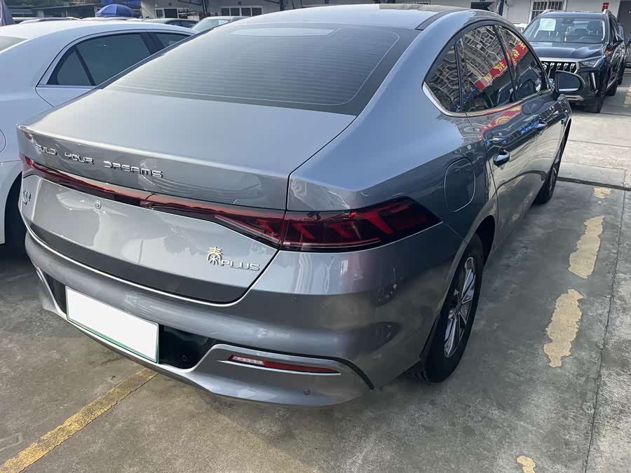 BYD Qin Plus 2024 immagine di auto #17