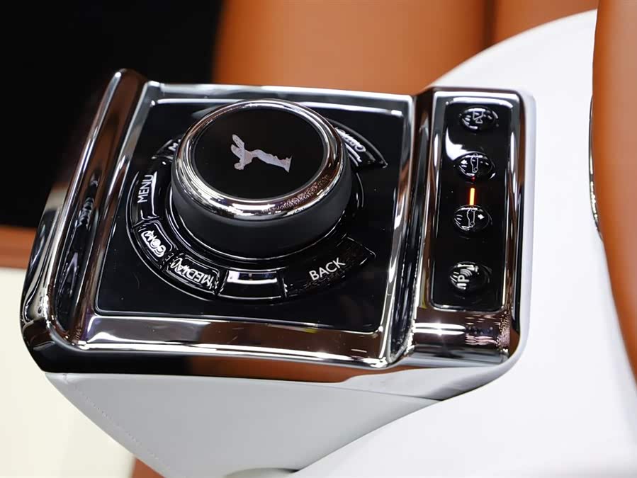 劳斯莱斯 幻影 2018 #17 劳斯莱斯 幻影 2018 汽车图片 #17