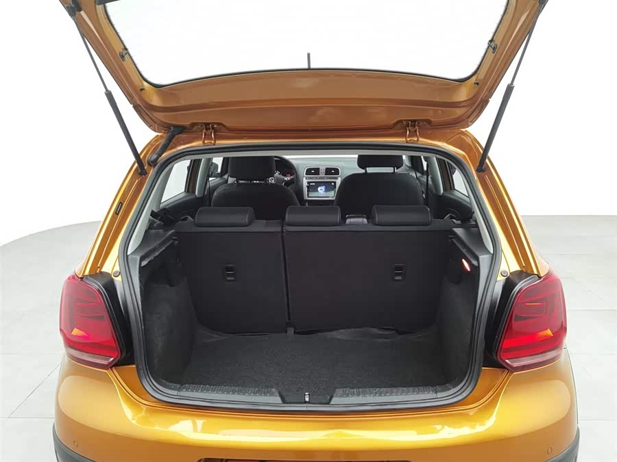 Volkswagen Polo 2019 car image #17