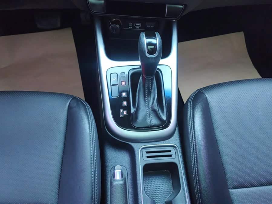 Kia Stonic 2016 imagen de coche #17