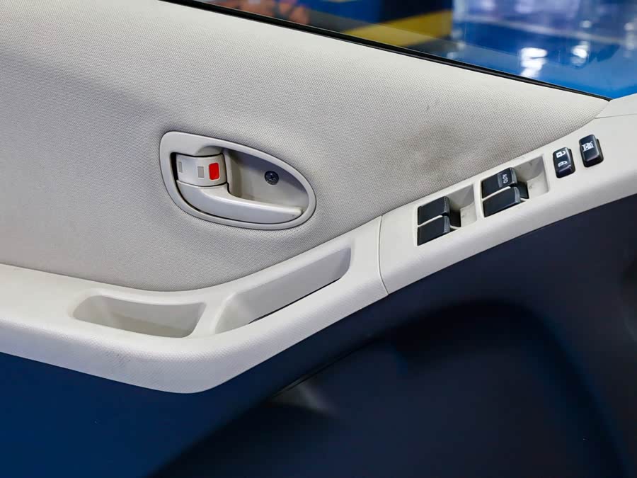 Toyota Yaris 2013 #17 Toyota Yaris 2013 car image #17