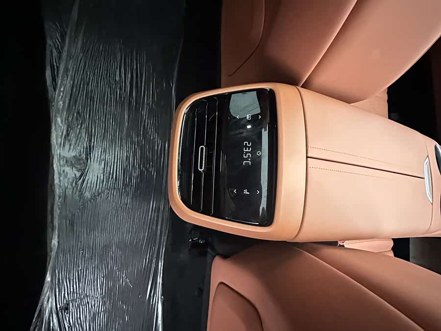 Deepal S07 2024 #17 Deepal S07 2024 car image #17