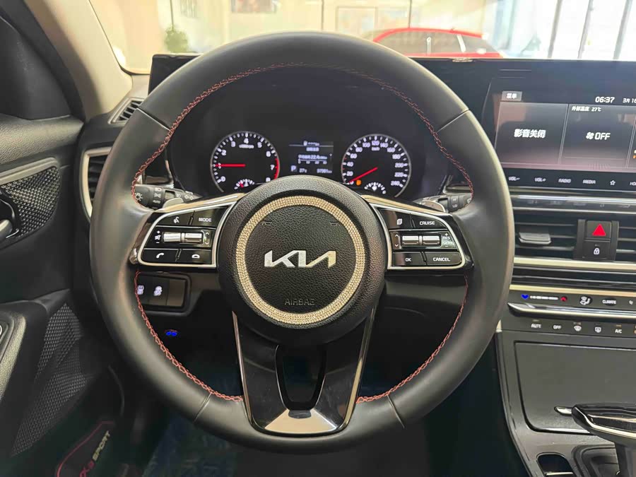 Kia Stonic 2021 image de voiture #17