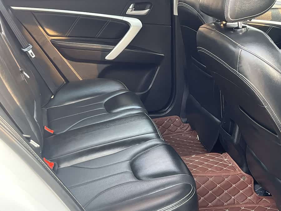 GEELY Emgrand 2016 #17 GEELY Emgrand 2016 car image #17