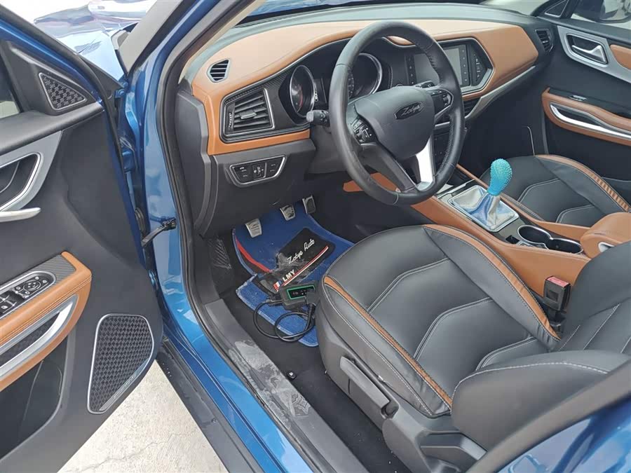 众泰 众泰T300 2018 汽车图片 #17