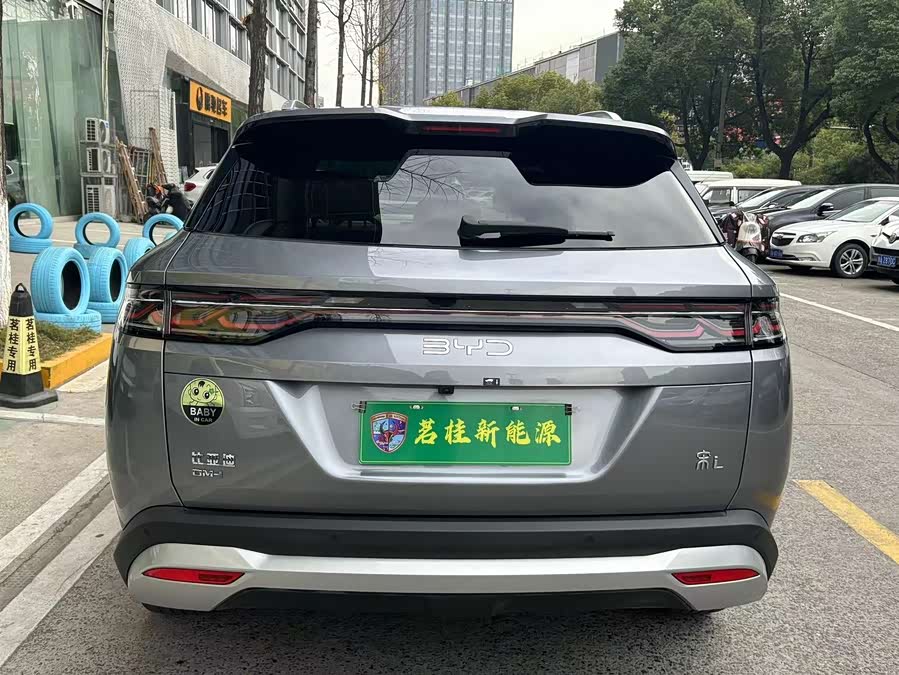 BYD SongL DM-i 2025 car image #17