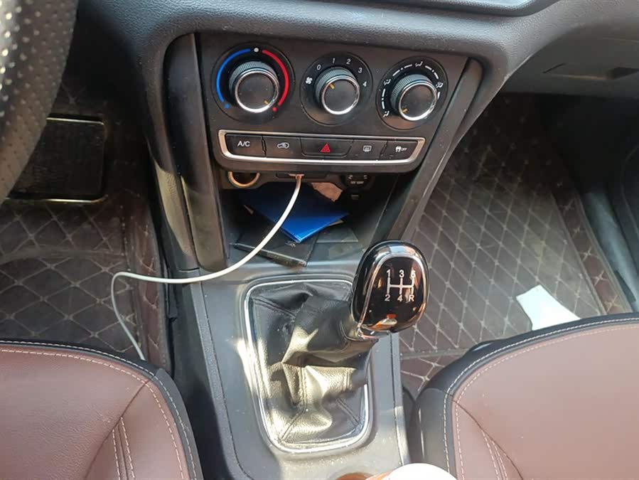 Chery Tiggo 3 2019 car image #17