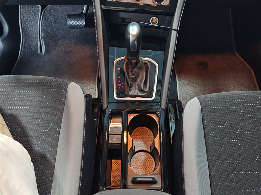 Jetta VS5 2025 car image #17