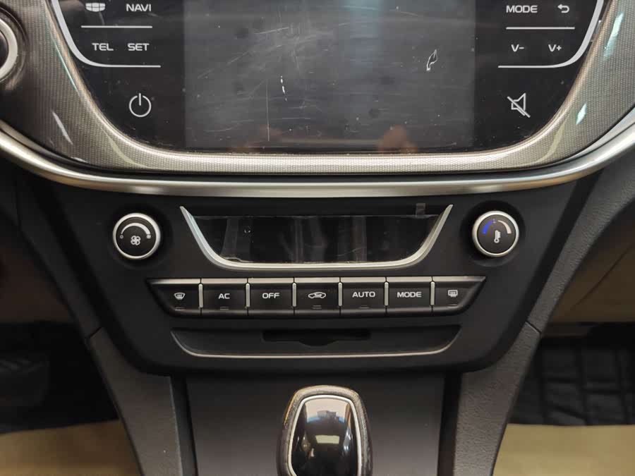 GEELY Emgrand 2017 #17 GEELY Emgrand 2017 car image #17