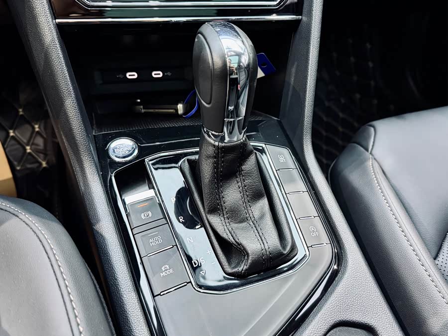 Volkswagen Tharu 2021 car image #17