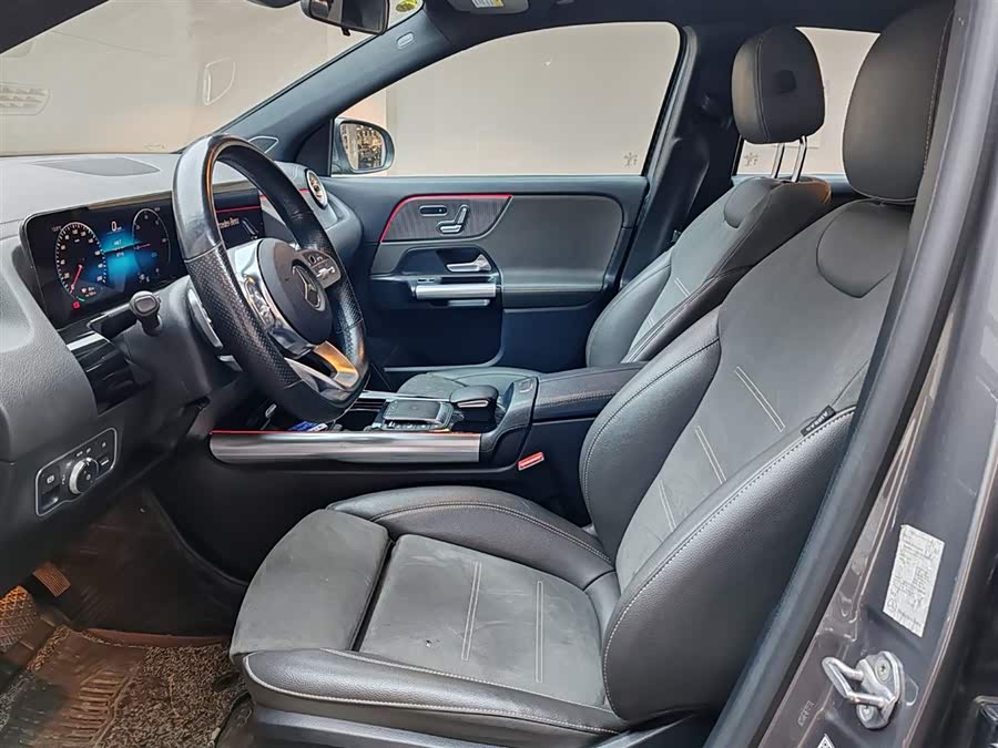 Mercedes-Benz EQA Class 2022 immagine di auto #17