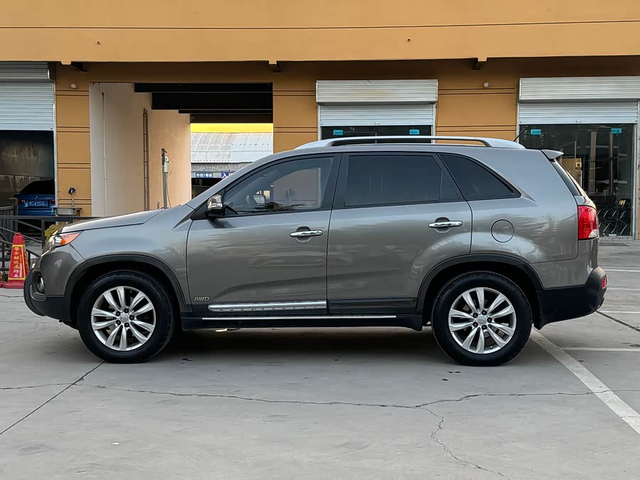 起亚 索兰托 2012 汽车图片 #17