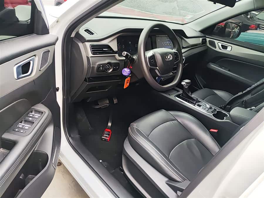 Kaiyi Showjet 2022 #17 Kaiyi Showjet 2022 car image #17