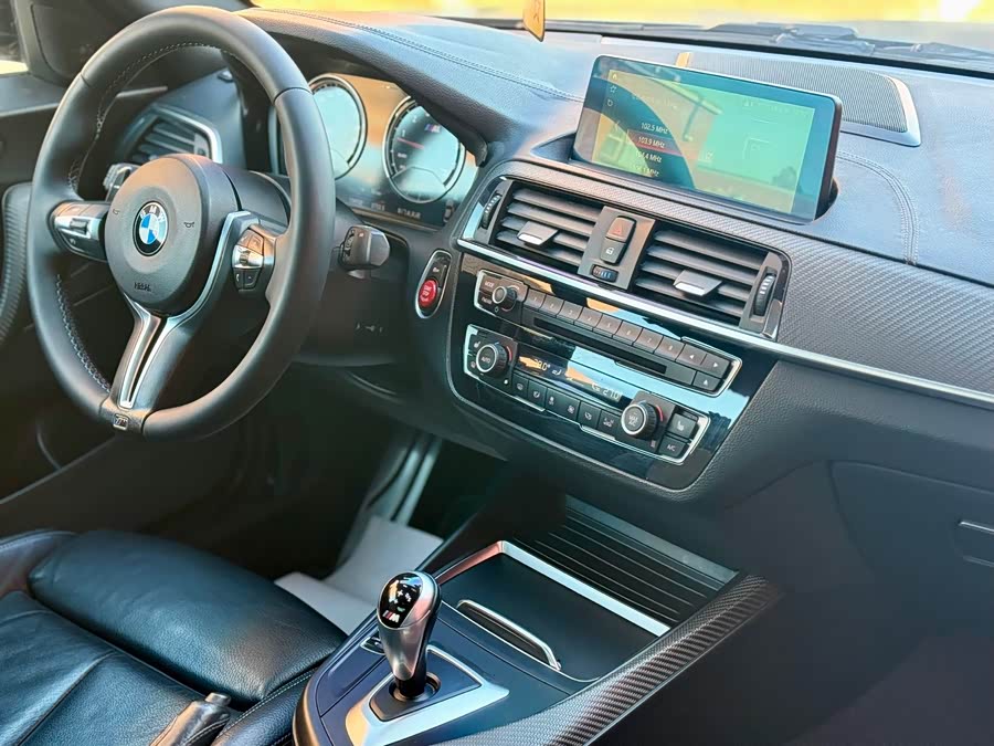 宝马 宝马M2 2018 汽车图片 #17