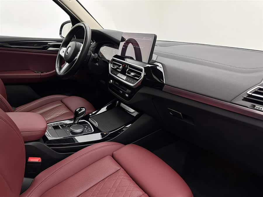 BMW X3 2023 car image #17