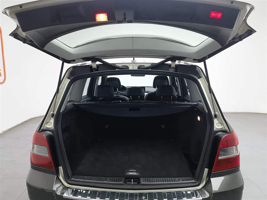 Mercedes-Benz GLK Class (Imported) 2012 car image #17