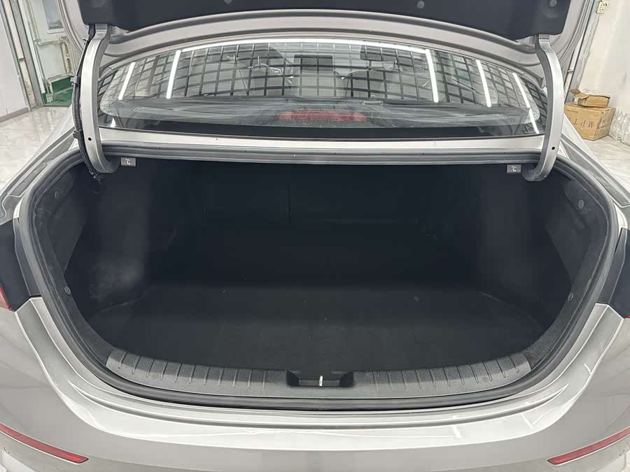 Kia K3 2021 car image #17