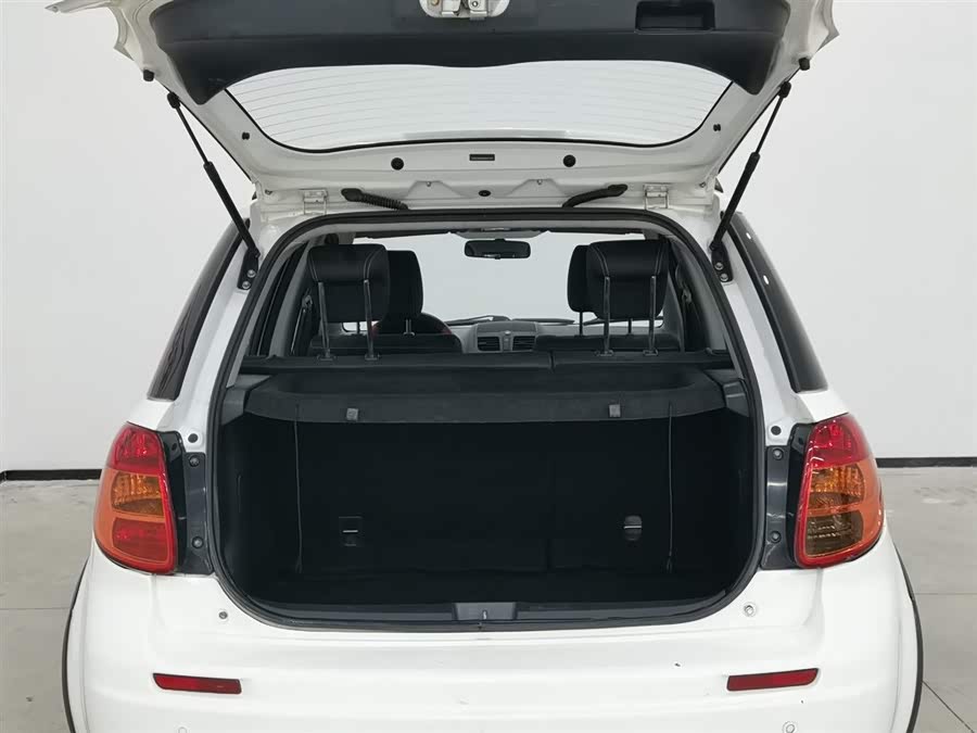 铃木 天语 SX4 2016 汽车图片 #17