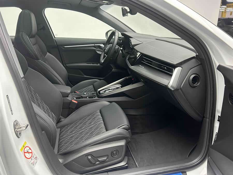 Audi A3 2025 car image #17