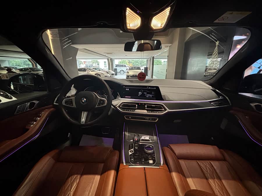 BMW X7 2020 immagine di auto #17