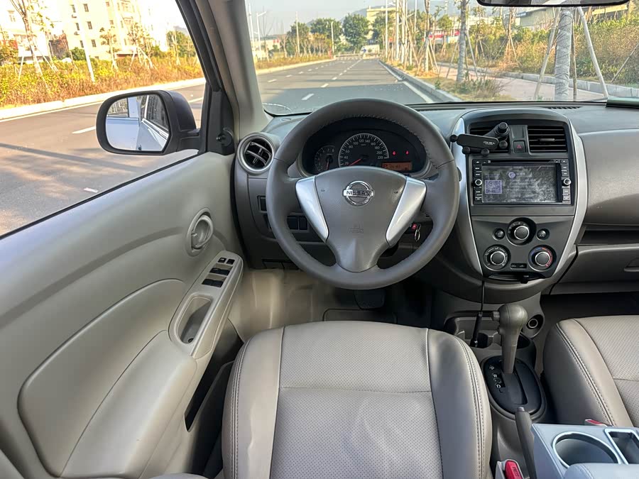 Nissan Sunny 2017 car image #17