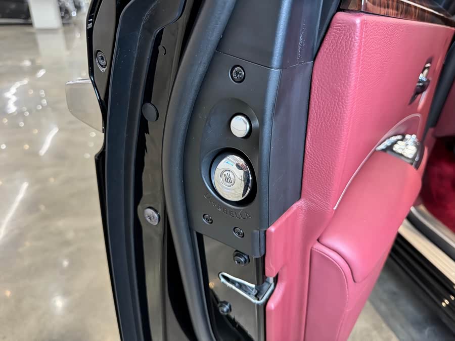 Rolls-Royce Ghost 2018 car image #17