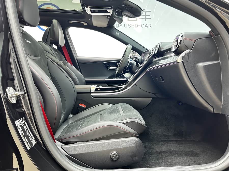 Mercedes-Benz C AMG 2023 immagine di auto #17