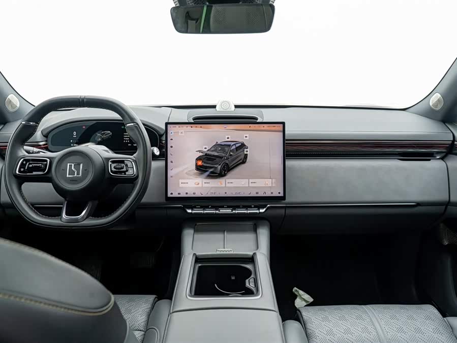 Zeekr 7X 2024 car image #17