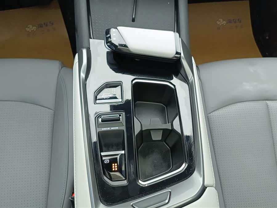 Changan UNI-T 2023 car image #17