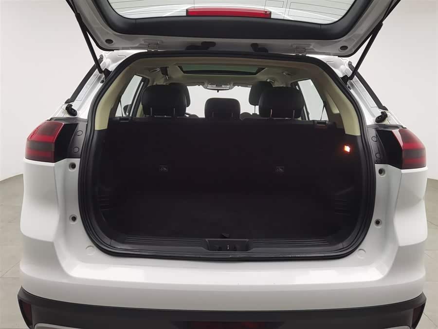 GEELY Boyue 2022 car image #17