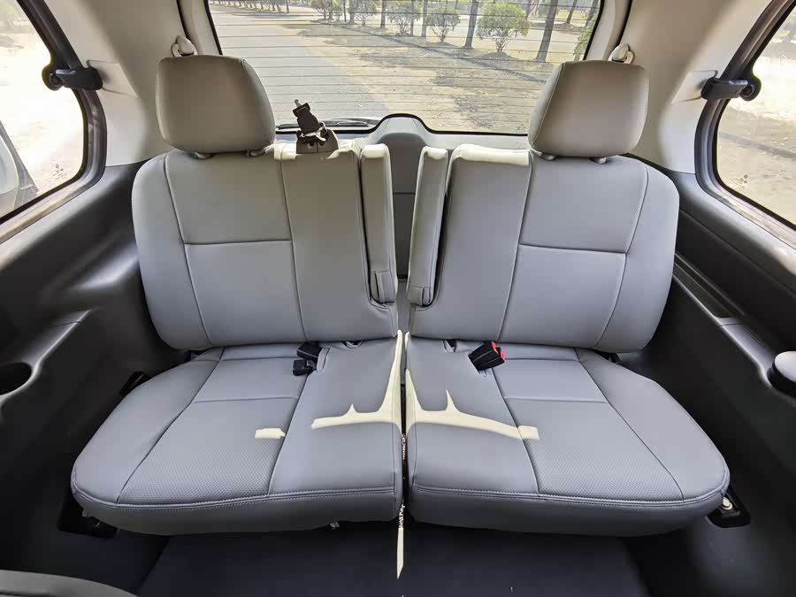 Forthing CM7 2015 immagine di auto #17