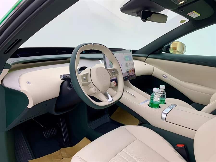 小米汽车 小米YU7 2025 #17 小米汽车 小米YU7 2025 汽车图片 #17