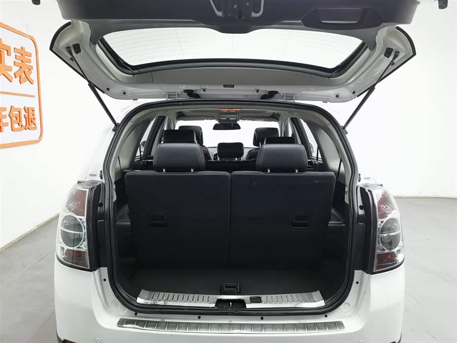 Chevrolet Captiva 2014 car image #17