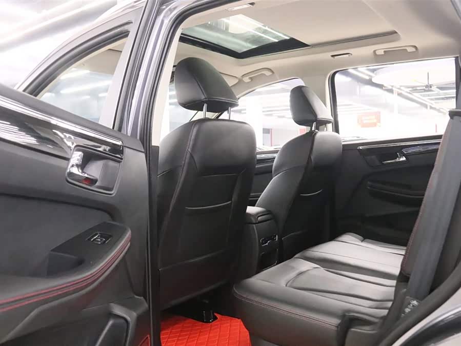 SWM斯威汽车 SWM斯威G05 2020 汽车图片 #17