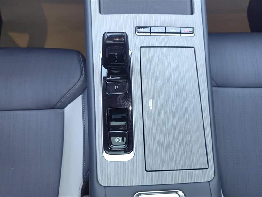 GEELY Boyue L 2024 #17 GEELY Boyue L 2024 car image #17