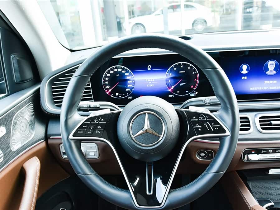 Mercedes-Benz GLE Class 2024 car image #17