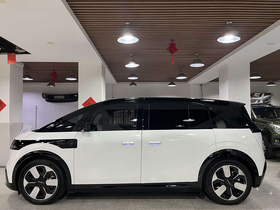 极氪 极氪MIX 2025 汽车图片 #17