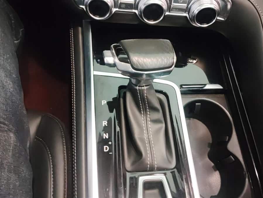 Changan CS95 2019 #17 Changan CS95 2019 car image #17