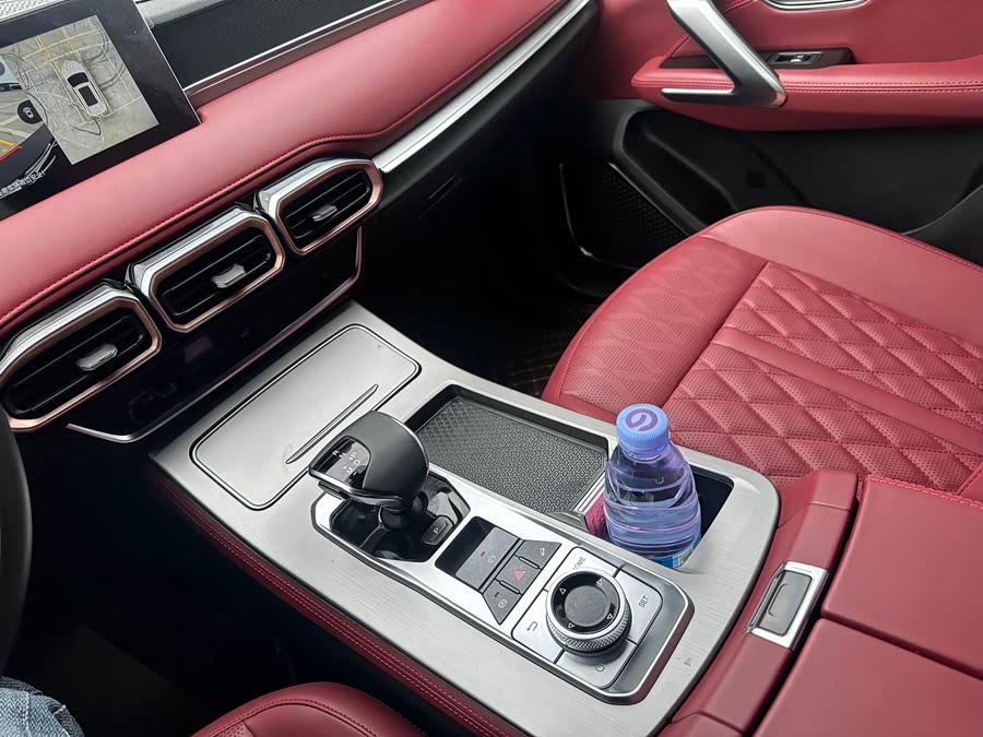 Jetour X70 PLUS 2024 car image #17